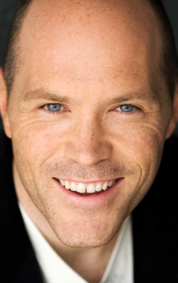 Актер Джош Блэкер