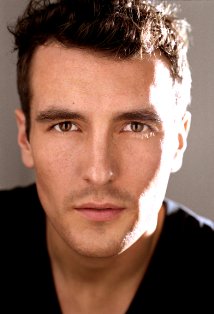 Актер Джонатан Дрю