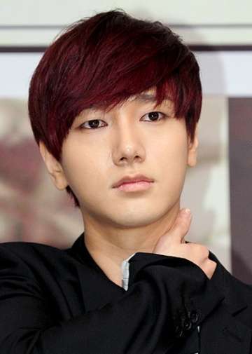 Актер Ким Чон Ун