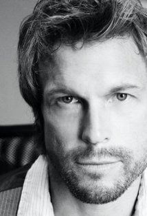 Актер Старлин Бритт