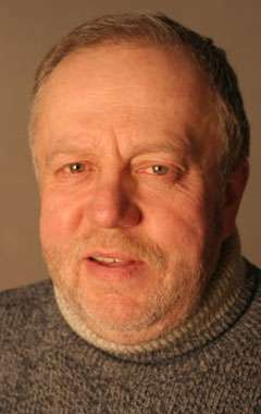 Актер Александр Гусев