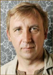 Актер Элмо Нюганен