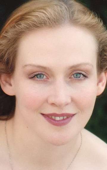 Актер Юлия Ауг