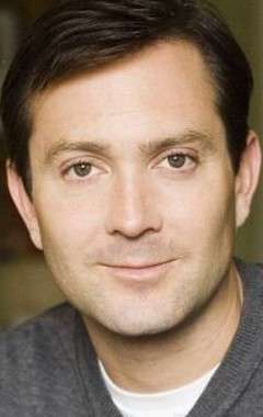 Актер Томас Леннон