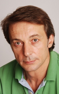 Актер Руслан Джайбеков