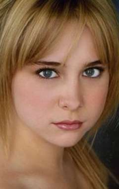 Актер Алессандра Торесон