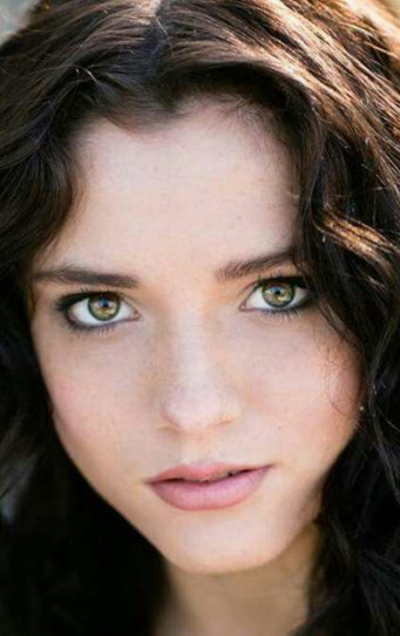 Актер Джейд Чайновет