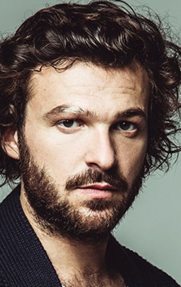 Актер Тибо Эврар