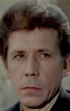 Актер Валерий Рыжаков