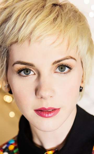 Актер Laura Hajek