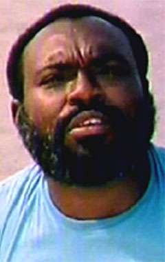 Актер Анун Дохуроо Адотей