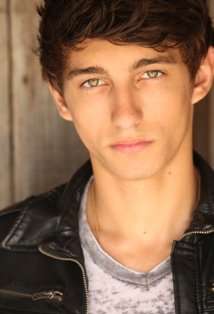 Актер Даллас Харт