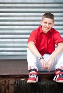 Актер Мэдисон Аламия