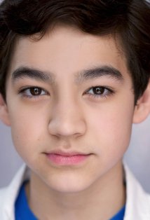 Актер Ben J. Pierce