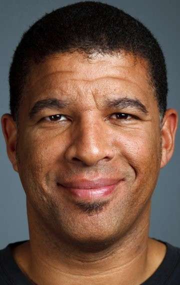 Актер Питер Рэмзи