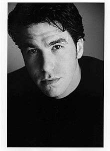 Актер Фил Букман