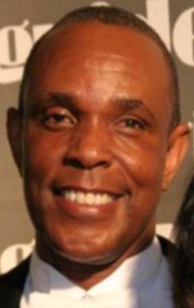 Актер Ральф Уилкокс