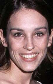 Актер Эми Джо Джонсон