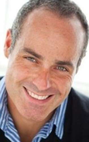 Актер Филип МакГрэйд