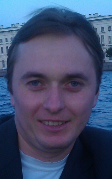 Актер Эльдар Чеченов