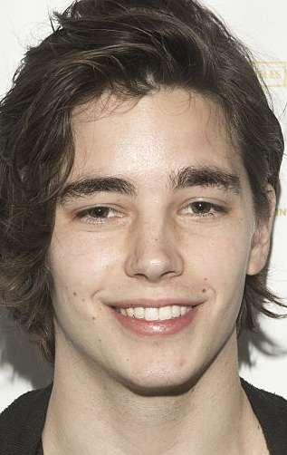 Актер Ивэн Крукс