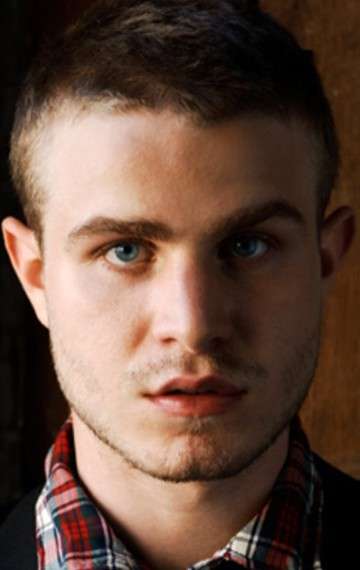 Актер Брэйди Корбет