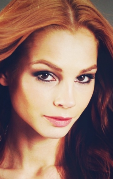 Актер Ксения Маник