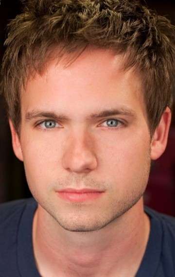 Актер Патрик Джей Адамс