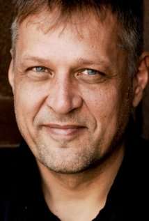 Фото Том Урб