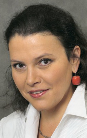 Актер Янина Хачатурова