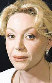 Актер Елена Бондарчук