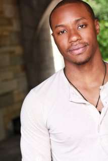 Актер Маркус Каллендер