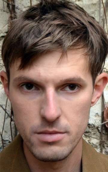 Актер Александр Денисенко