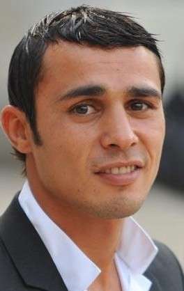 Актер Брахим Аслум