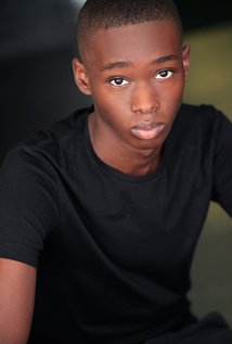 Фото Эштон Сандерс