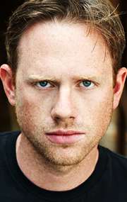 Актер Аррон Шивер