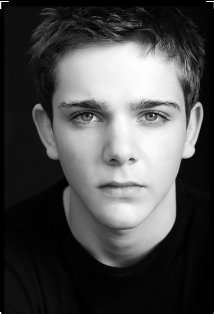 Актер Руперт Саймониан