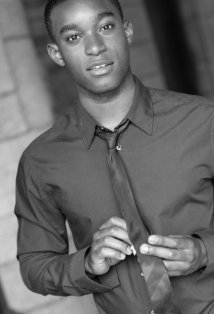 Актер Р.Дж. Браун