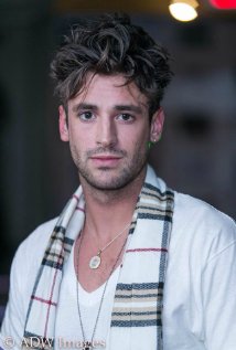 Актер Зак Бейер