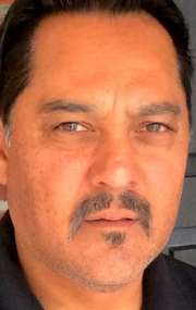 Актер Тоби Холгин