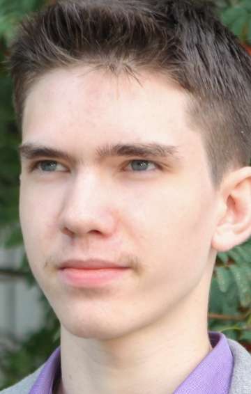 Актер Антон Куканов