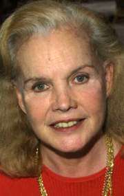 Актер Кэррол Бейкер