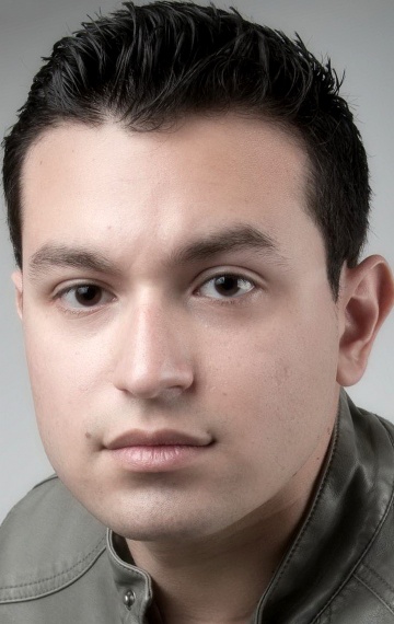 Актер Джонатан Джи Ривера