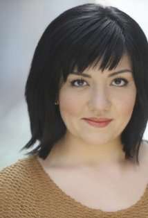 Актер Анна Судзуки