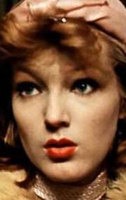 Актер Елена Укращенок