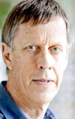 Актер Брюс Спенс