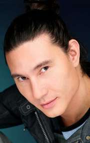 Актер Дэвид Но