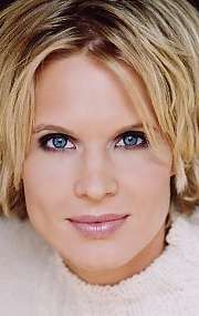 Актер Кендалл Кросс