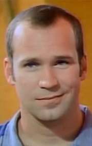 Актер Брендан Келли