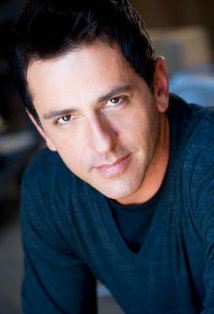 Актер Клод Нолтон